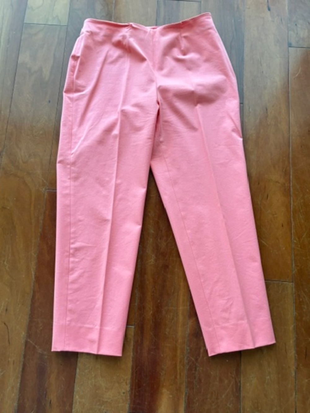 PIAZZA SEMPIONE "AUDREY" ANKLE PANTS.  SALMON COLOR.  SIZE 8/44